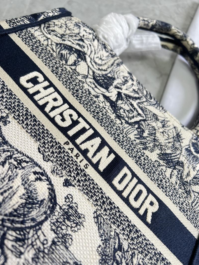 Christian Dior Shopping Bags